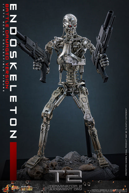 (Pre-Order) Endoskeleton (Battle Damaged Version) Hot Toy