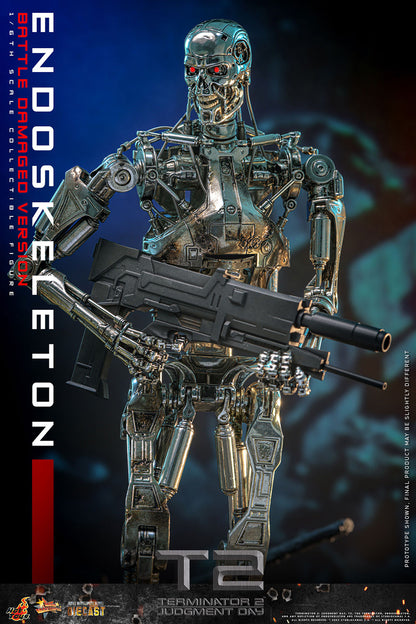 (Pre-Order) Endoskeleton (Battle Damaged Version) Hot Toy