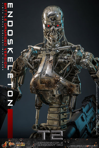 (Pre-Order) Endoskeleton (Battle Damaged Version) Hot Toy