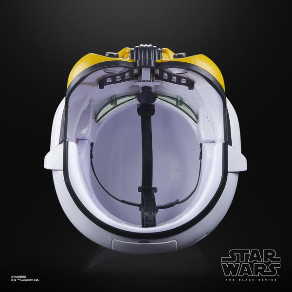 Star Wars: The Black Series Artillery Stormtrooper 1:1 Scale Wearable Electronic Helmet (The Mandalorian)