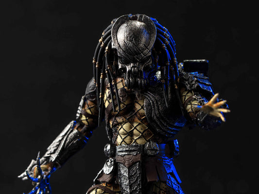 Alien vs. Predator Celtic Predator (Battle Damage) 1:18 Scale PX Previews Exclusive Action Figure
