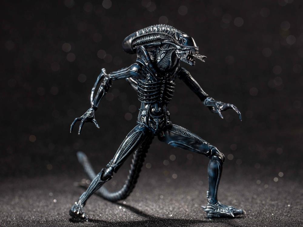 Aliens Blue Alien Warrior 1:18 Scale PX Previews Exclusive Action Figure