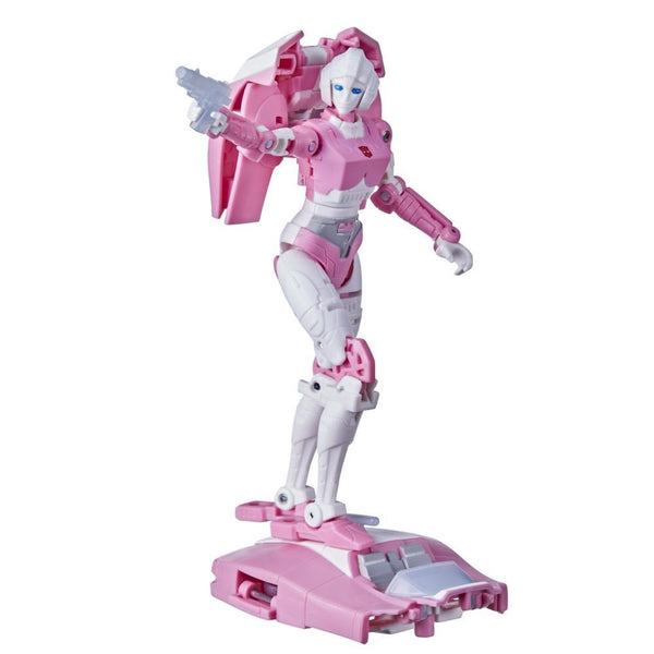 Transformers Toys Generations War for Cybertron: Kingdom Deluxe Arcee