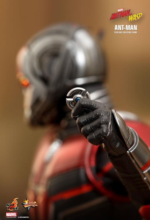 Ant-Man and the Wasp Ant-Man 1/6th Scale Collectible Figure