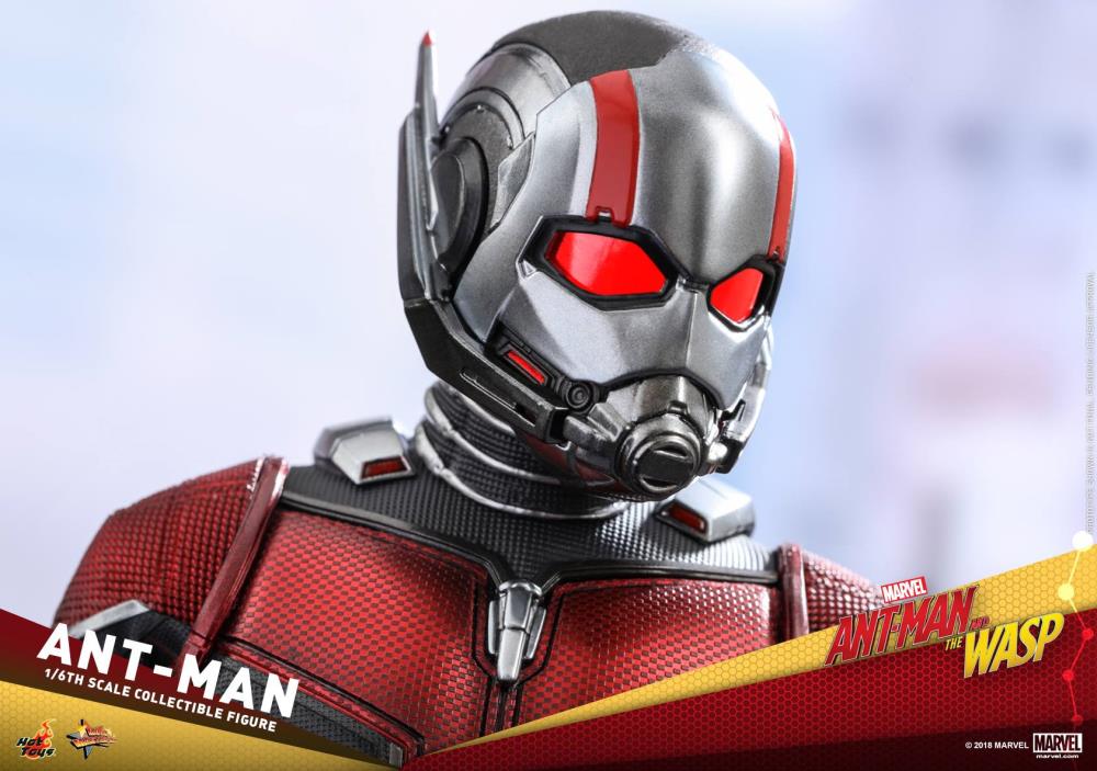 Ant-Man and the Wasp Ant-Man 1/6th Scale Collectible Figure
