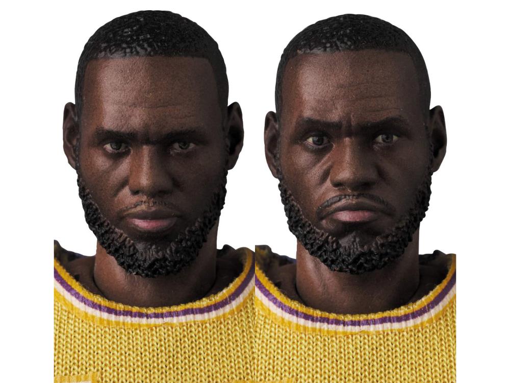 LeBron James MAFEX No.127 Figure