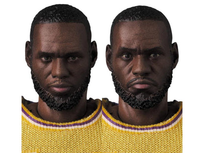 LeBron James MAFEX No.127 Figure