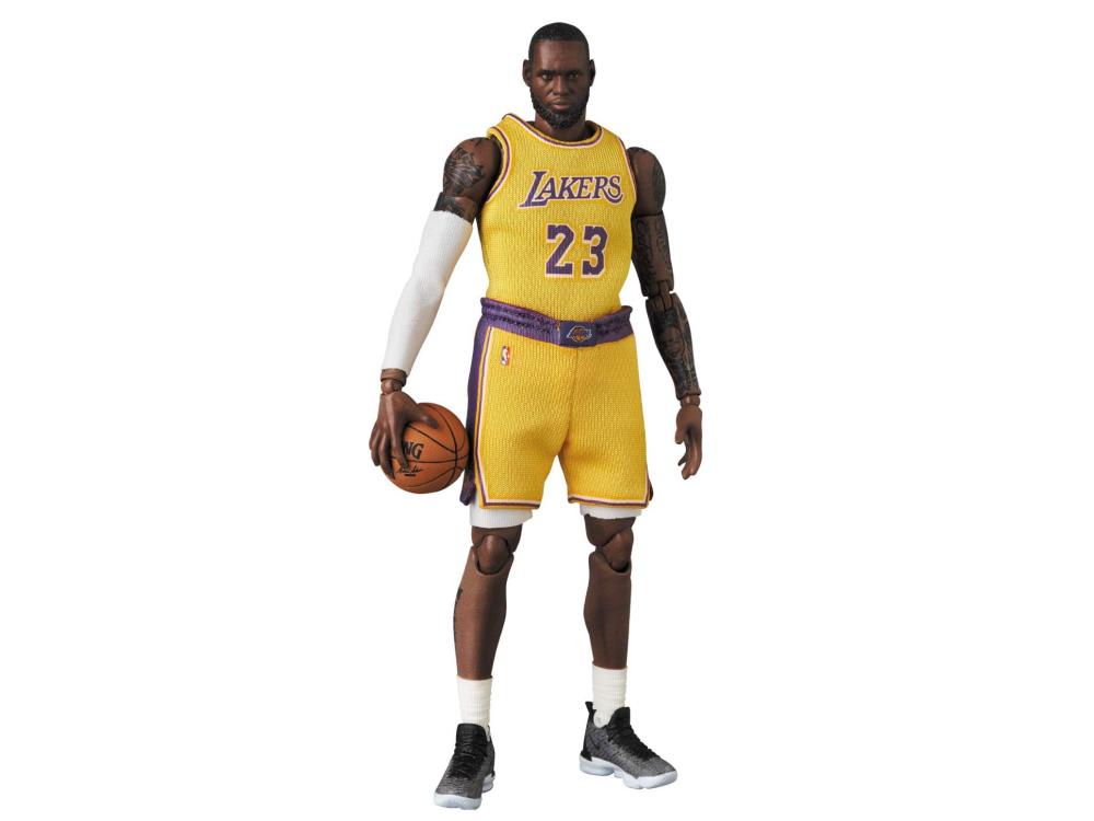 LeBron James MAFEX No.127 Figure