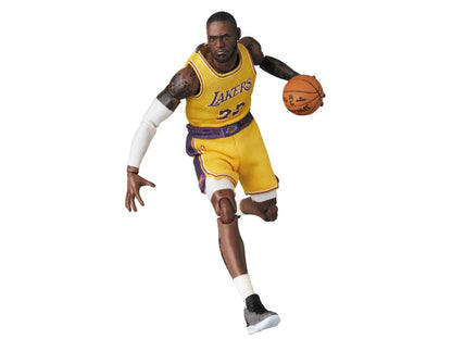 LeBron James MAFEX No.127 Figure