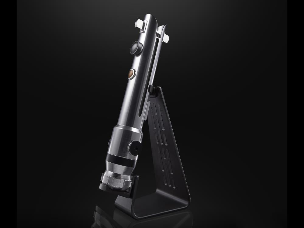 Star Wars: The Black Series Ahsoka Tano Force FX Elite Lightsaber