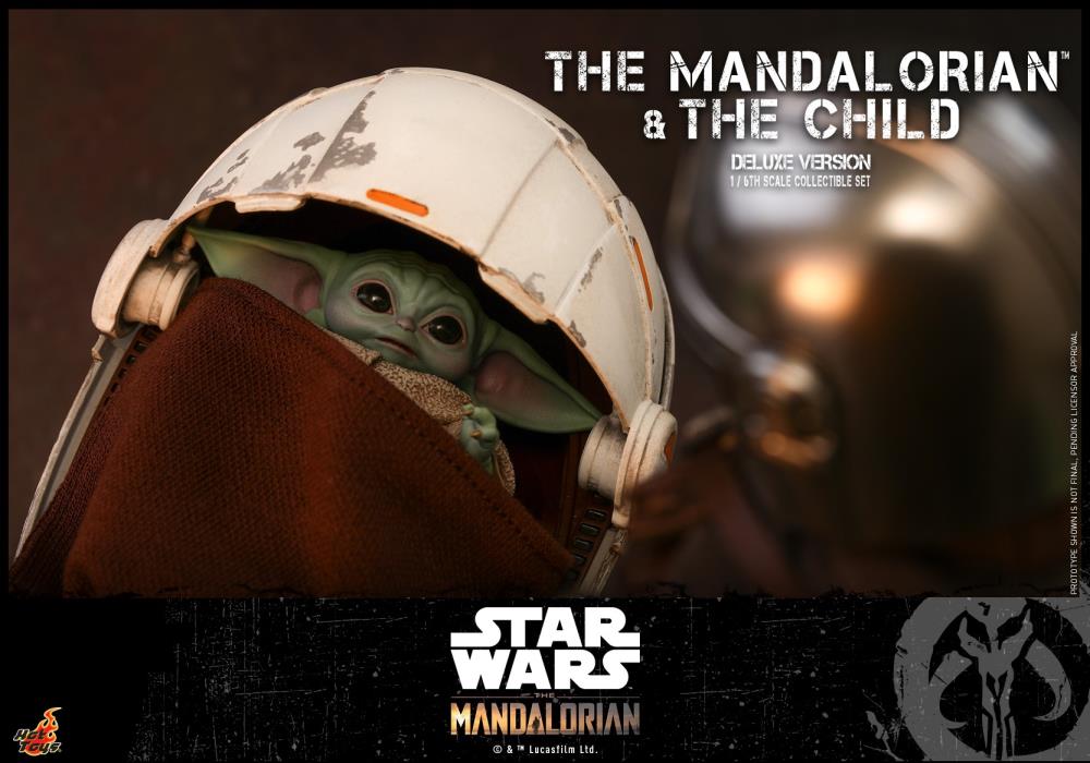 The Mandalorian & Child (Deluxe Ver.) 1/6 Scale Collectible Figure