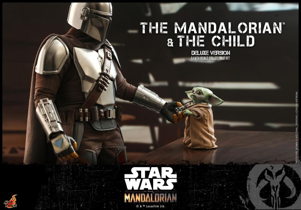 The Mandalorian & Child (Deluxe Ver.) 1/6 Scale Collectible Figure