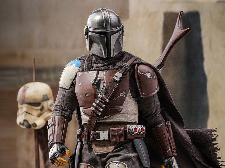 The Mandalorian The Mandalorian 1/6 Scale Collectible Figure