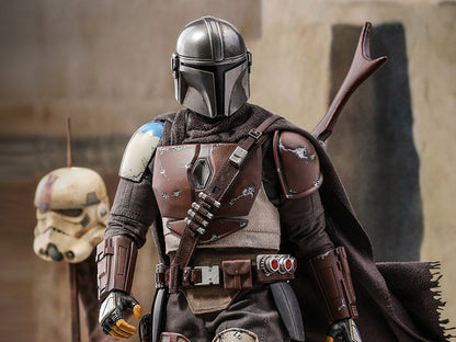 The Mandalorian The Mandalorian 1/6 Scale Collectible Figure