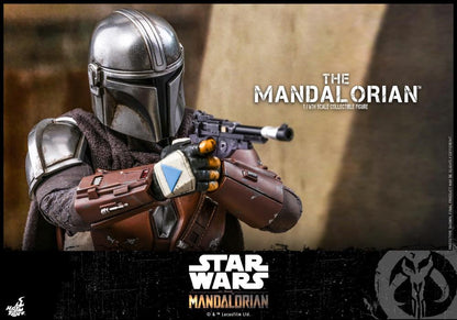The Mandalorian The Mandalorian 1/6 Scale Collectible Figure