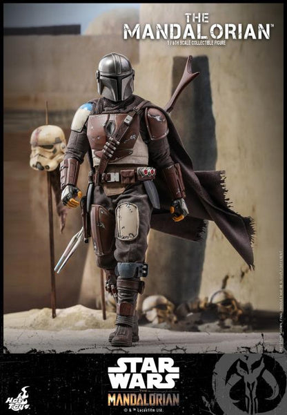The Mandalorian The Mandalorian 1/6 Scale Collectible Figure