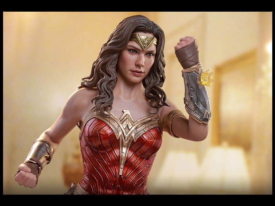 Wonder Woman 84 Sixth Scale Figure by hottoys