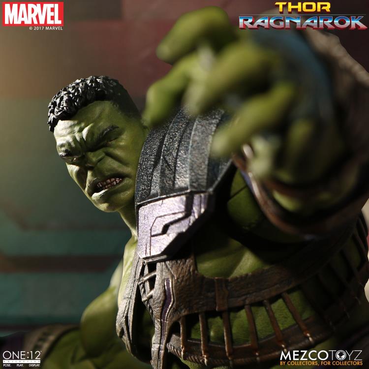 Thor: Ragnarok One:12 Collective Gladiator Hulk by Mezco toys