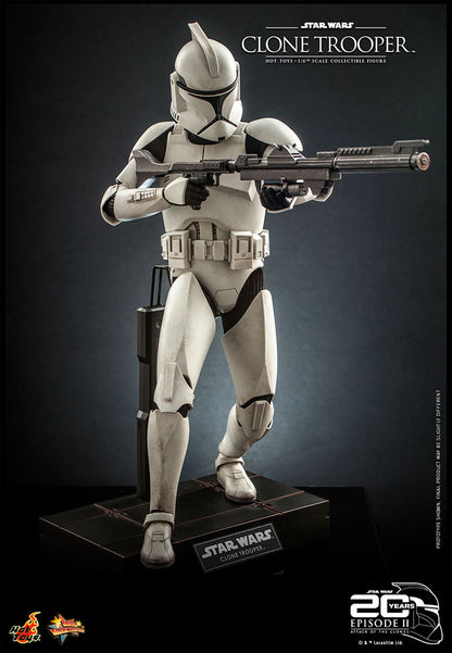 Clone Trooper Sixth Scale Figure by Hot Toys