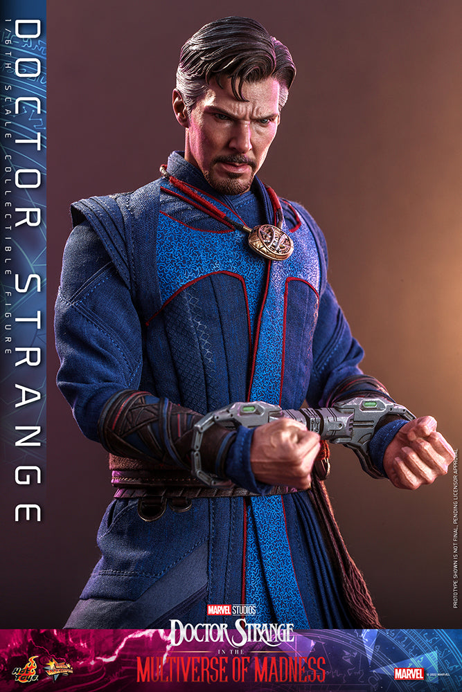 Doctor Strange Sixth Scale Figure by Hot Toys