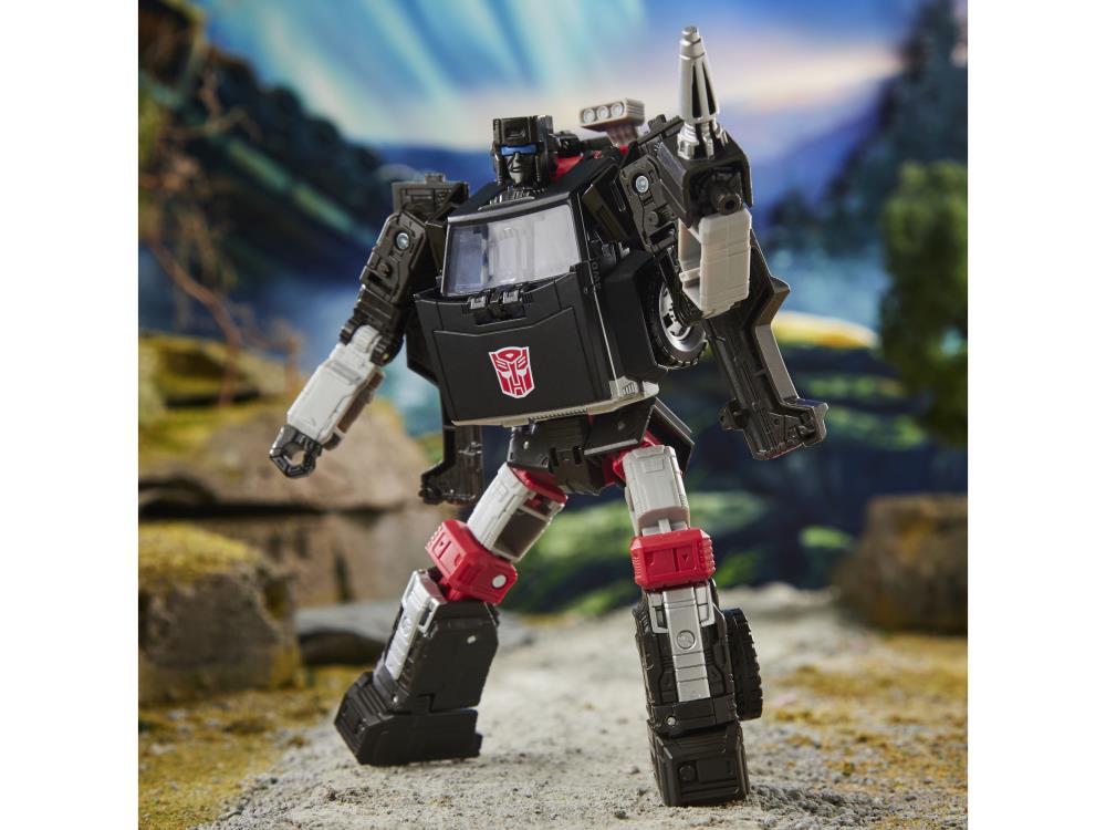 Transformers War for Cybertron: Earthrise Deluxe Trailbreaker
