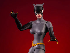 Batman: The Animated Series Catwoman 1/6 Scale Figure