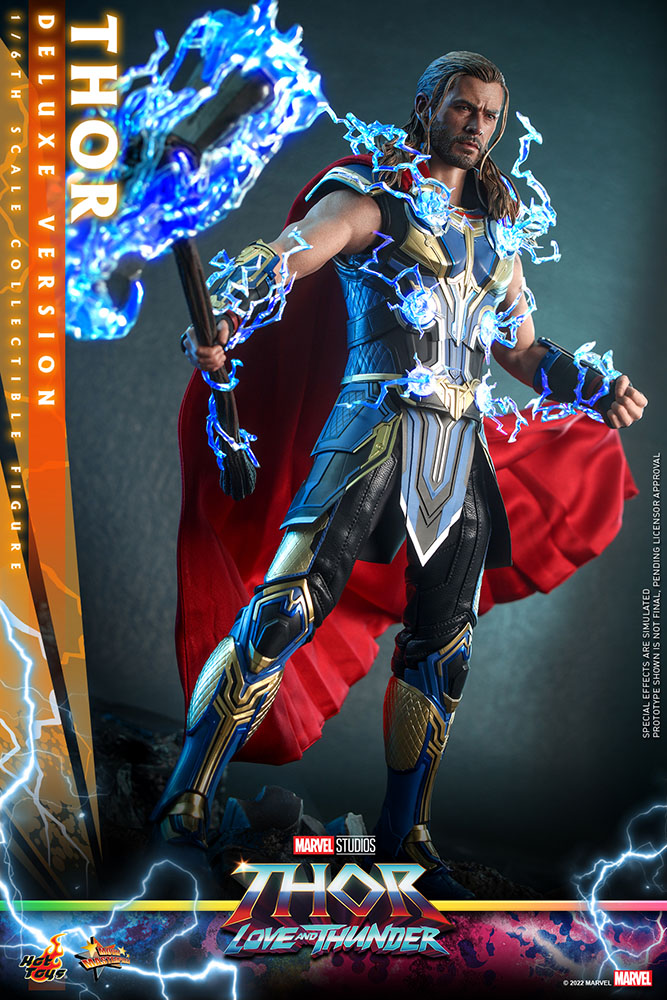 Thor (Deluxe Version) Sixth Scale Figure by Hot Toys